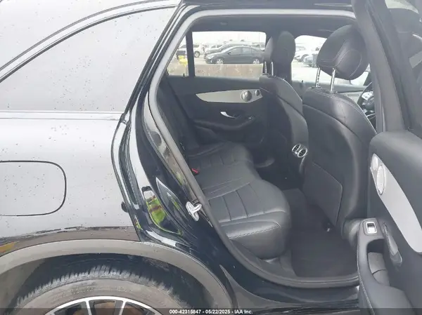 W1N0G8DB5MV264676 2021 MERCEDES-BENZ GLC - Image 8