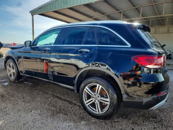 W1N0G8DB5MV296768 2021 MERCEDES-BENZ GLC - Image 2