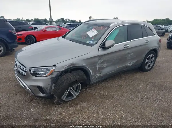 W1N0G8DB5MV297726 2021 MERCEDES-BENZ GLC - Image 2