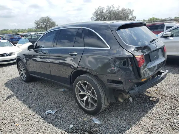 W1N0G8DB5MV301841 2021 MERCEDES-BENZ GLC - Image 2