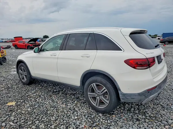 W1N0G8DB5MV309647 2021 MERCEDES-BENZ GLC - Image 2