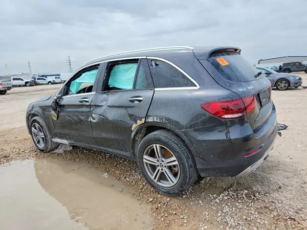 W1N0G8DB5MV322821 2021 MERCEDES-BENZ GLC - Image 2