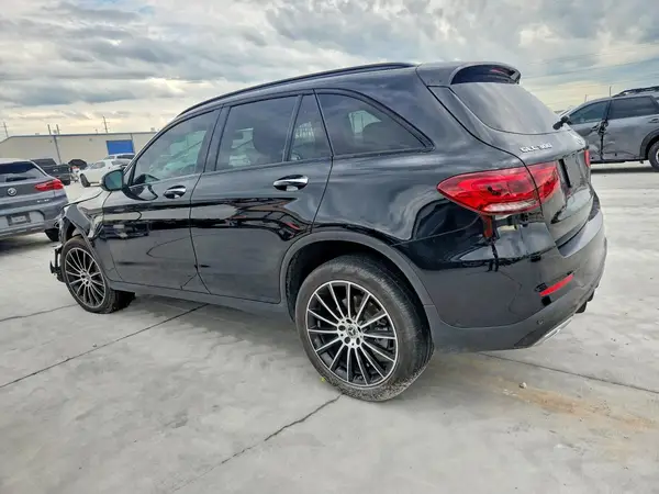 W1N0G8DB5MV324343 2021 MERCEDES-BENZ GLC - Image 2