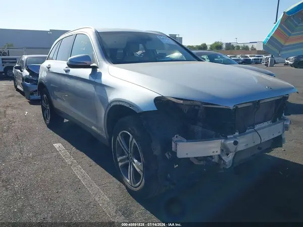W1N0G8DB5NG091618 2022 MERCEDES-BENZ GLC - Image 1