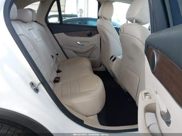 W1N0G8DB5NV390201 2022 MERCEDES-BENZ GLC - Image 8