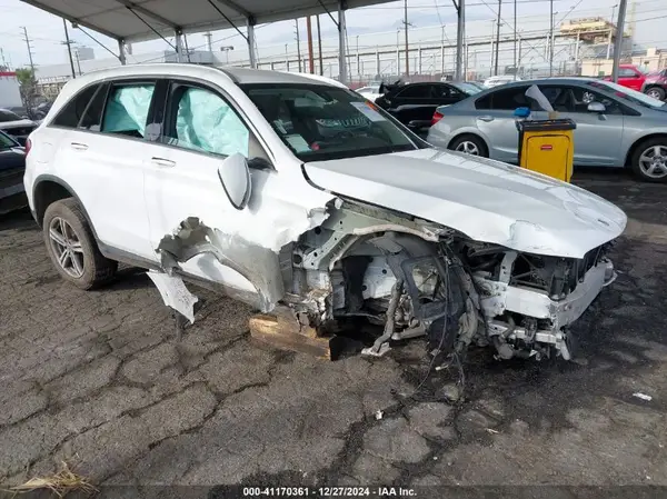 W1N0G8DB6LF803198 2020 MERCEDES-BENZ GLC - Image 1