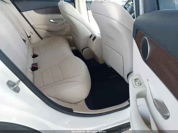W1N0G8DB6LF850005 2020 MERCEDES-BENZ GLC - Image 8