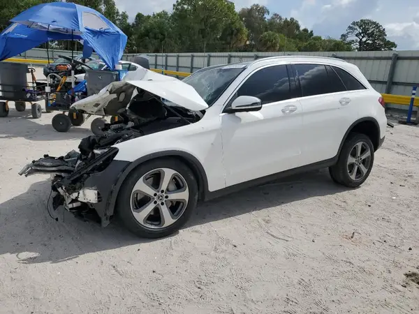 W1N0G8DB6LF863918 2020 MERCEDES-BENZ GLC - Image 1