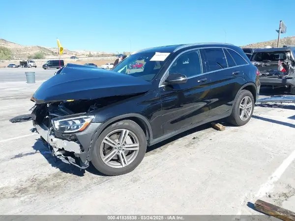 W1N0G8DB6MF868330 2021 MERCEDES-BENZ GLC - Image 2