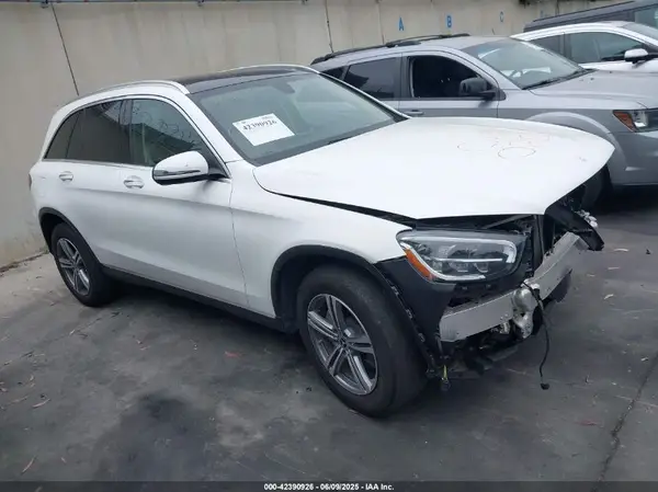 W1N0G8DB6MF874838 2021 MERCEDES-BENZ GLC - Image 1