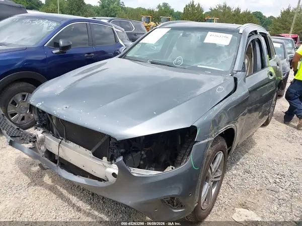 W1N0G8DB6MF876217 2021 MERCEDES-BENZ GLC - Image 2
