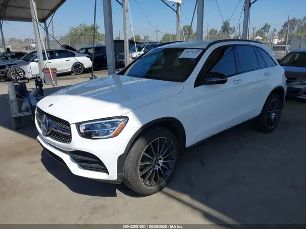 W1N0G8DB6MF894412 2021 MERCEDES-BENZ GLC - Image 2