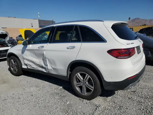 W1N0G8DB6MV276898 2021 MERCEDES-BENZ GLC - Image 2