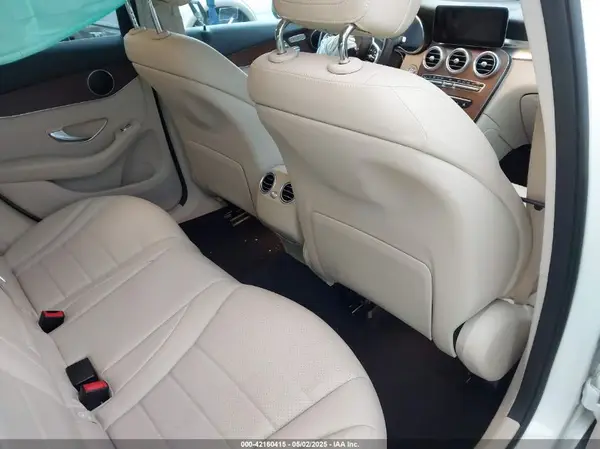 W1N0G8DB6NG056621 2022 MERCEDES-BENZ GLC - Image 8