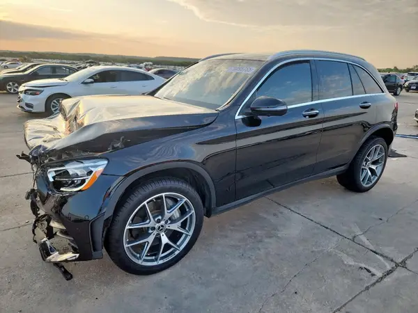 W1N0G8DB6NG083690 2022 MERCEDES-BENZ GLC - Image 1
