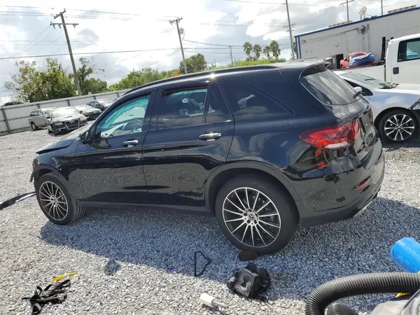 W1N0G8DB6NV353688 2022 MERCEDES-BENZ GLC - Image 2