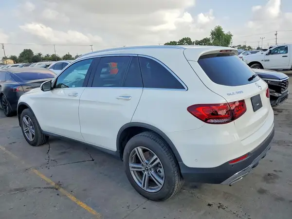 W1N0G8DB6NV361483 2022 MERCEDES-BENZ GLC - Image 2