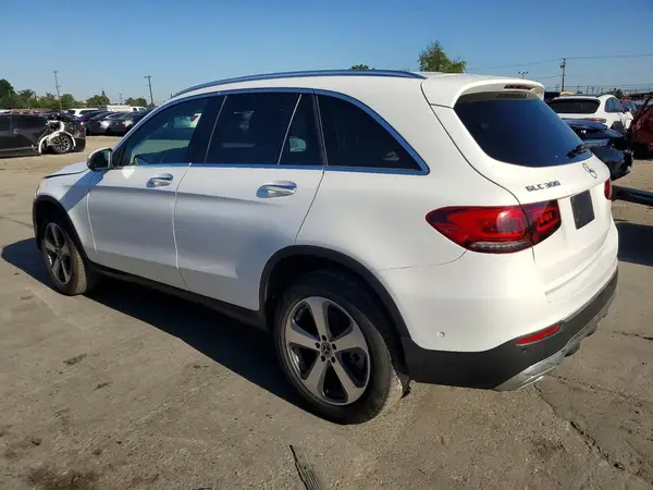 W1N0G8DB6NV363380 2022 MERCEDES-BENZ GLC - Image 2