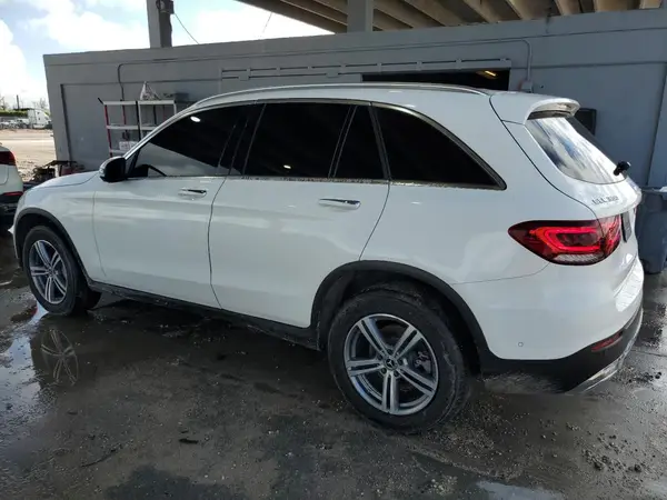 W1N0G8DB6NV366313 2022 MERCEDES-BENZ GLC - Image 2