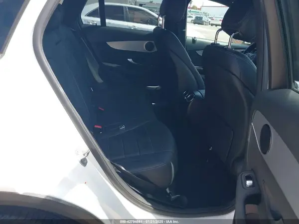 W1N0G8DB7LF759910 2020 MERCEDES-BENZ GLC - Image 8