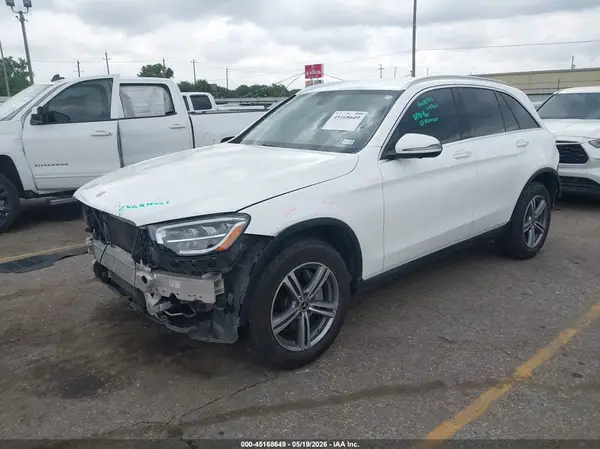 W1N0G8DB7MF875853 2021 MERCEDES-BENZ GLC - Image 2