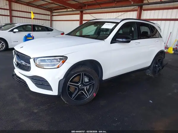 W1N0G8DB7MF907877 2021 MERCEDES-BENZ GLC - Image 2