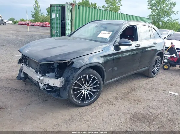 W1N0G8DB7MF928132 2021 MERCEDES-BENZ GLC - Image 2