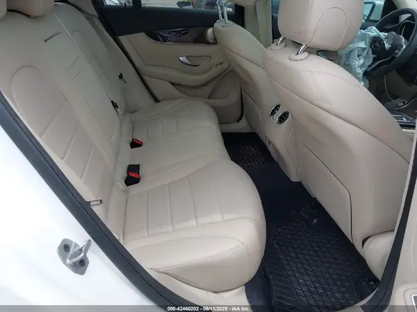 W1N0G8DB7MF987844 2021 MERCEDES-BENZ GLC - Image 8