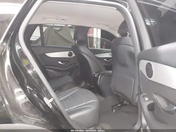 W1N0G8DB7MV268986 2021 MERCEDES-BENZ GLC - Image 8