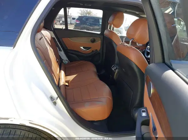 W1N0G8DB7MV307897 2021 MERCEDES-BENZ GLC - Image 8