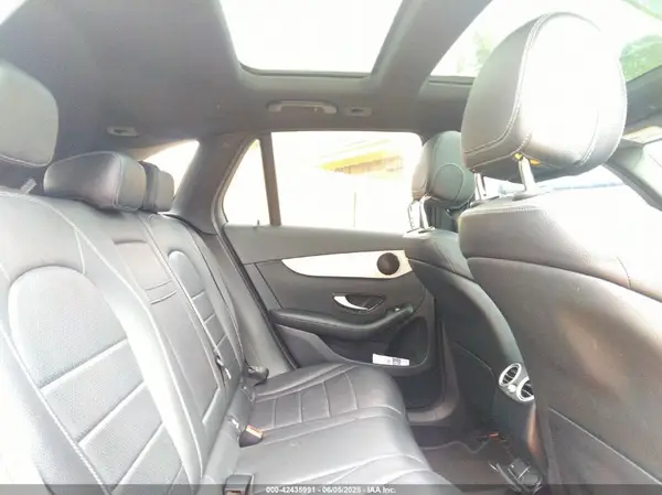 W1N0G8DB7MV313747 2021 MERCEDES-BENZ GLC - Image 8