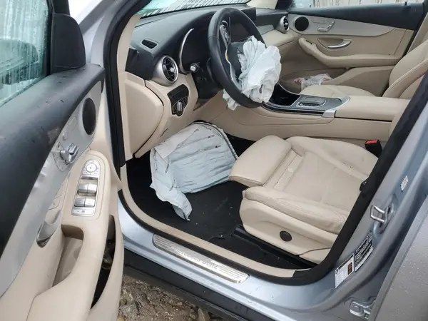 W1N0G8DB7NG090700 2022 MERCEDES-BENZ GLC - Image 8