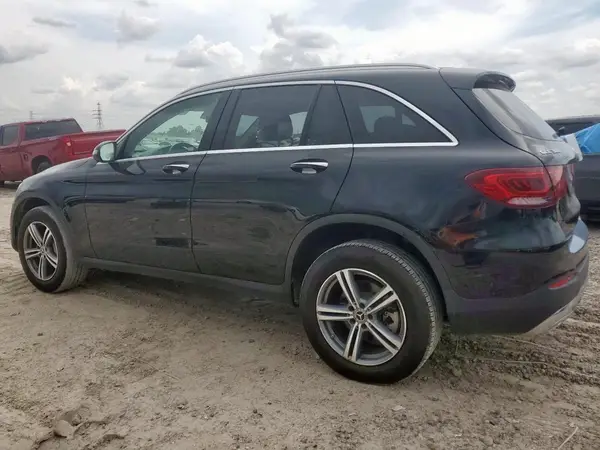 W1N0G8DB8LF765215 2020 MERCEDES-BENZ GLC - Image 2