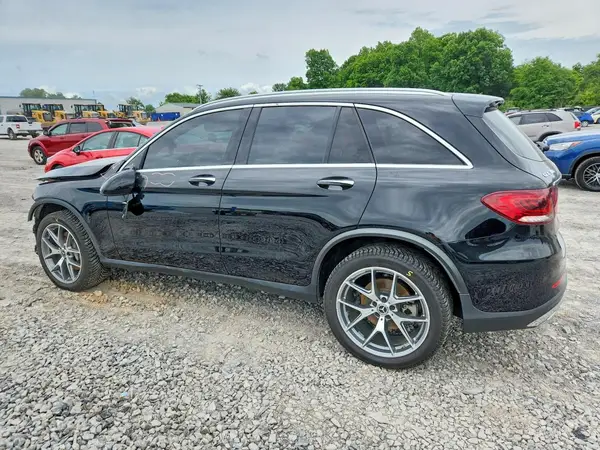 W1N0G8DB8LF769507 2020 MERCEDES-BENZ GLC - Image 2