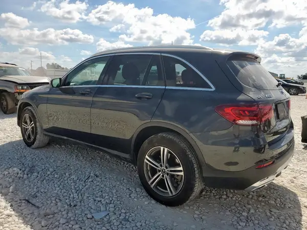 W1N0G8DB8LF775064 2020 MERCEDES-BENZ GLC - Image 2