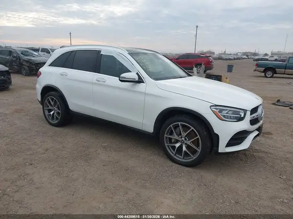 W1N0G8DB8LF827485 2020 MERCEDES-BENZ GLC - Image 1