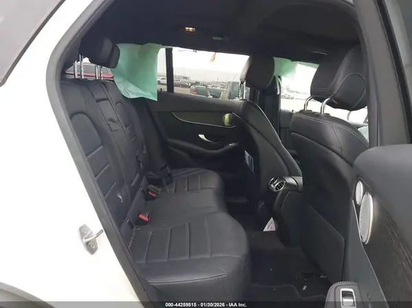 W1N0G8DB8LF827485 2020 MERCEDES-BENZ GLC - Image 8