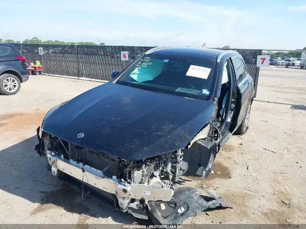 W1N0G8DB8LF854749 2020 MERCEDES-BENZ GLC - Image 2