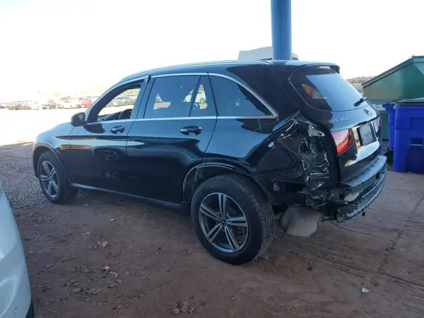 W1N0G8DB8LV255663 2020 MERCEDES-BENZ GLC - Image 2