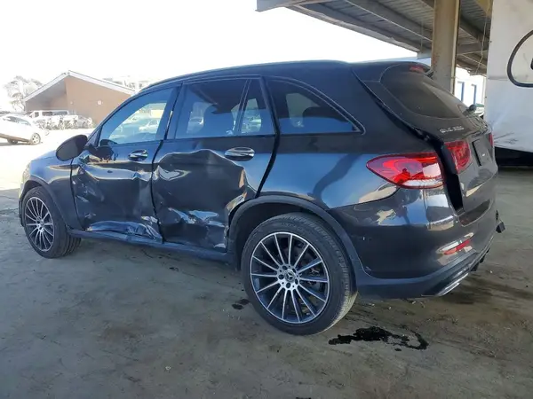 W1N0G8DB8LV255954 2020 MERCEDES-BENZ GLC - Image 2