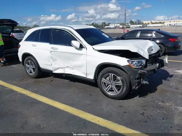 W1N0G8DB8MF960314 2021 MERCEDES-BENZ GLC - Image 1