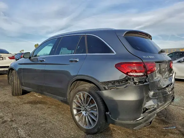W1N0G8DB8MV263067 2021 MERCEDES-BENZ GLC - Image 2