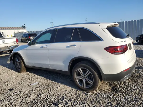 W1N0G8DB8MV265482 2021 MERCEDES-BENZ GLC - Image 2