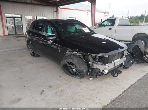W1N0G8DB8MV291242 2021 MERCEDES-BENZ GLC - Image 1