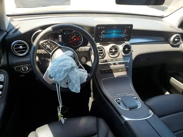 W1N0G8DB8MV324076 2021 MERCEDES-BENZ GLC - Image 8