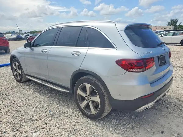 W1N0G8DB8NG088857 2022 MERCEDES-BENZ GLC - Image 2
