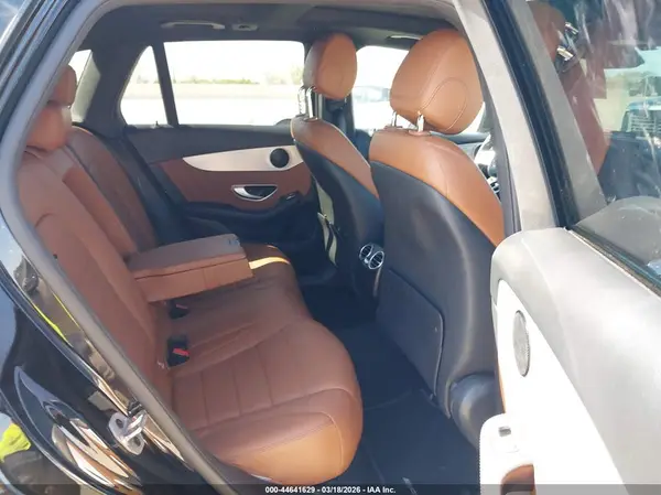 2022 MERCEDES-BENZ GLC auction photo 8