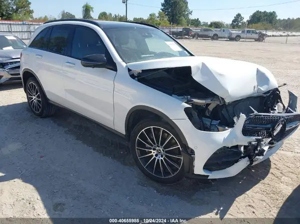W1N0G8DB8NV353854 2022 MERCEDES-BENZ GLC - Image 1