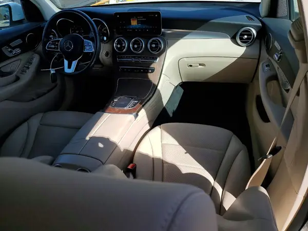 W1N0G8DB8NV360447 2022 MERCEDES-BENZ GLC - Image 8