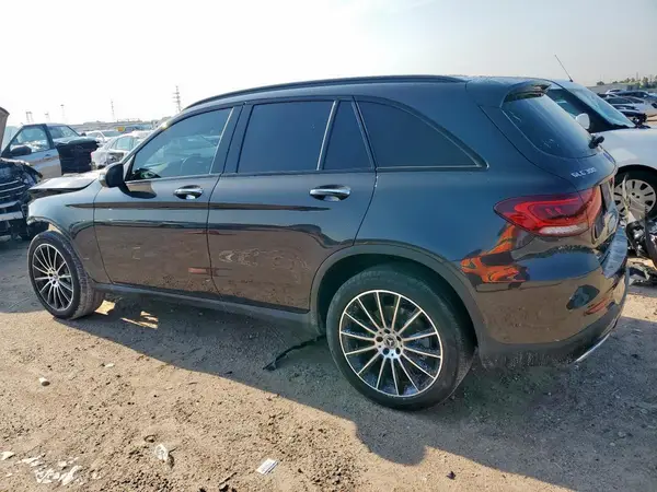 W1N0G8DB8NV368970 2022 MERCEDES-BENZ GLC - Image 2